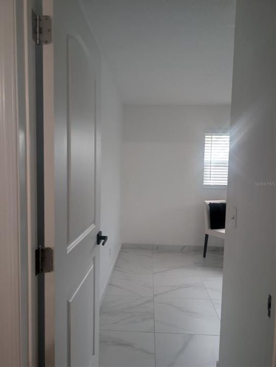 En Venta: $319,999 (4 camas, 3 baños, 1356 Pies cuadrados)