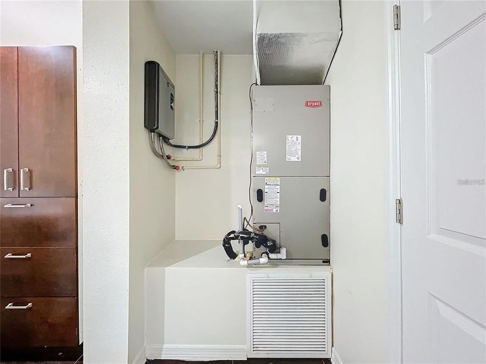 На продажу: $459,000 (3 спален, 2 ванн, 1818 Квадратных фут)