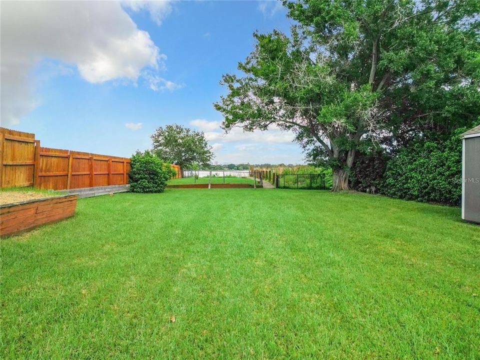 На продажу: $459,000 (3 спален, 2 ванн, 1818 Квадратных фут)