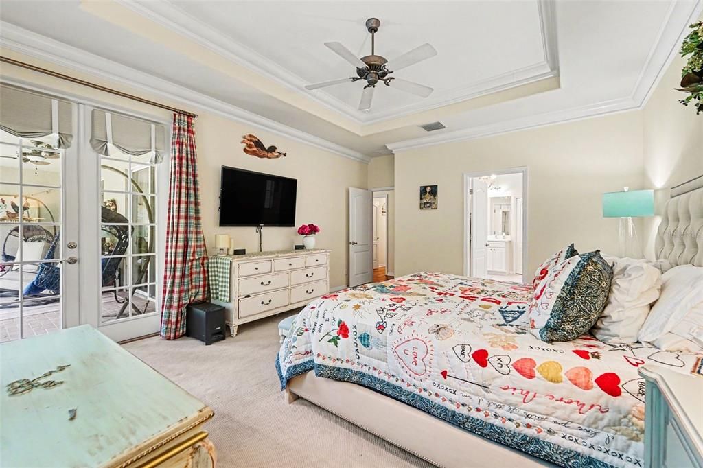 For Sale: $465,000 (3 beds, 2 baths, 2074 Square Feet)