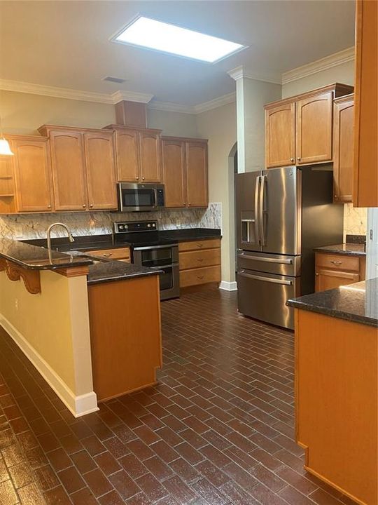 En Venta: $499,000 (4 camas, 3 baños, 2637 Pies cuadrados)