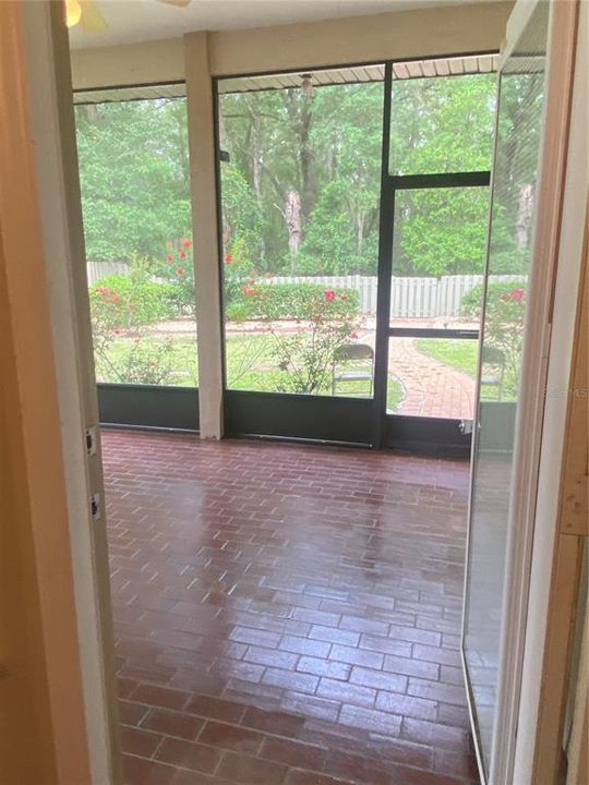 En Venta: $499,000 (4 camas, 3 baños, 2637 Pies cuadrados)