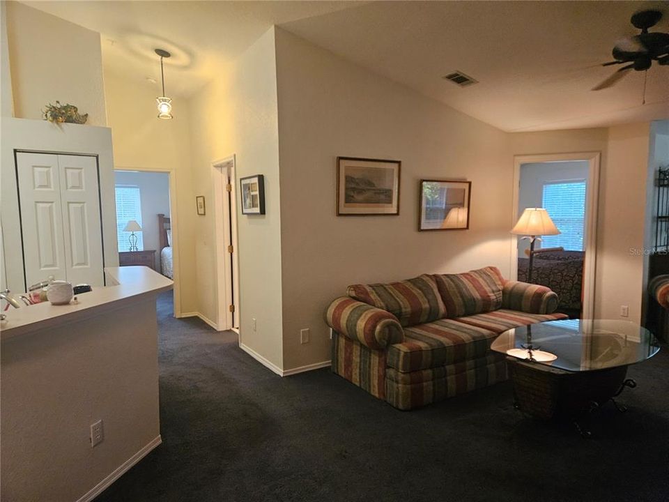 For Sale: $168,000 (2 beds, 2 baths, 1138 Square Feet)