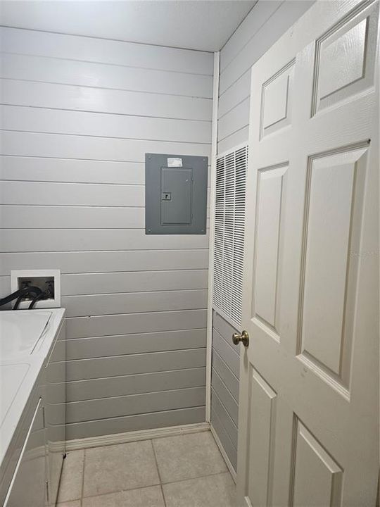 For Sale: $168,000 (2 beds, 2 baths, 1138 Square Feet)