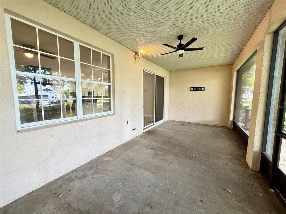 For Rent: $2,000 (3 beds, 2 baths, 1926 Square Feet)