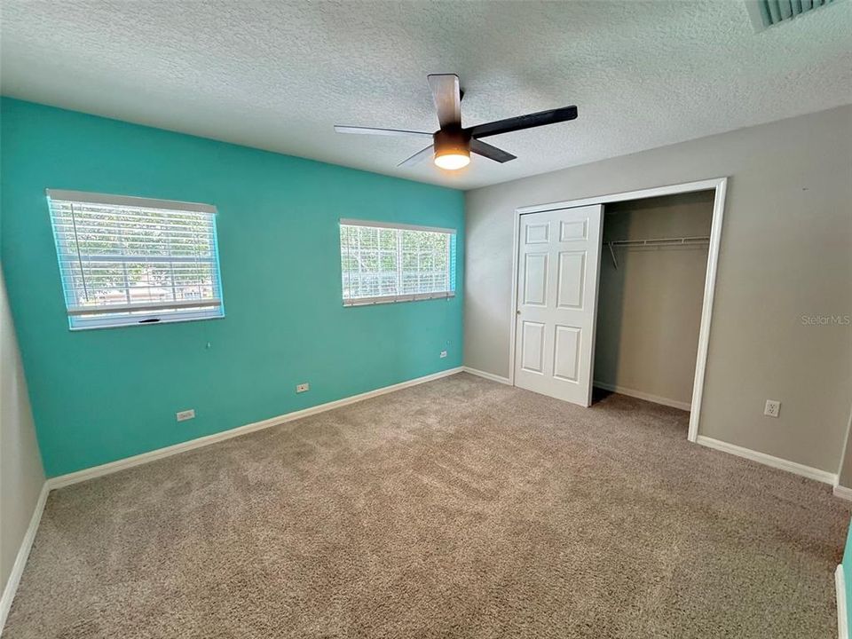 For Rent: $2,000 (3 beds, 2 baths, 1926 Square Feet)