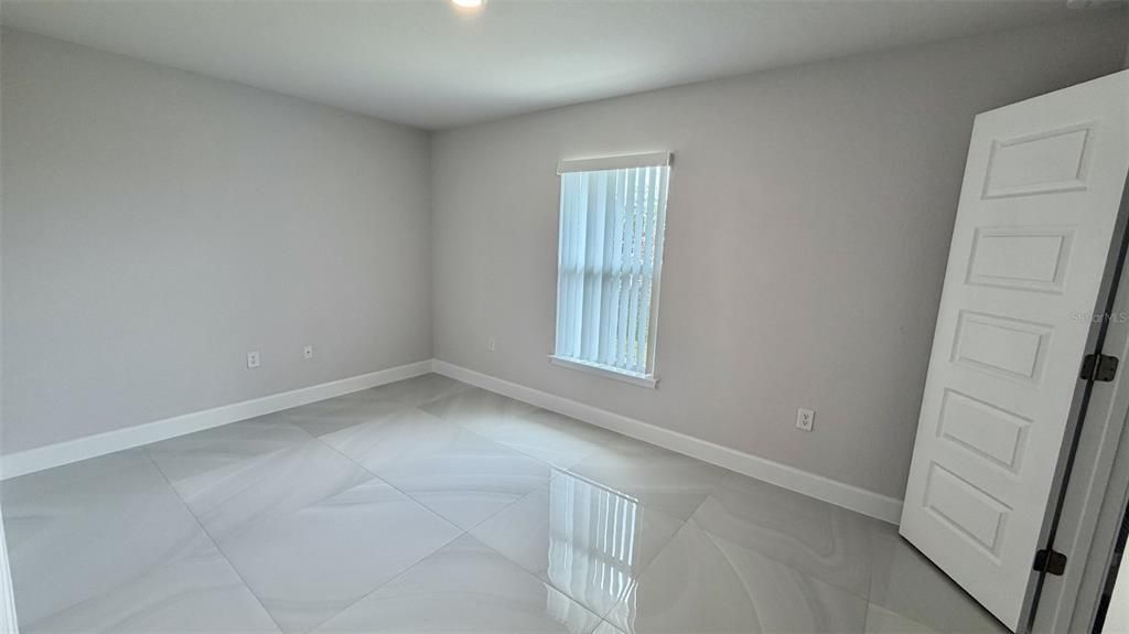 For Sale: $369,900 (4 beds, 2 baths, 2335 Square Feet)