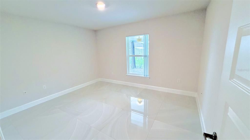 For Sale: $369,900 (4 beds, 2 baths, 2335 Square Feet)