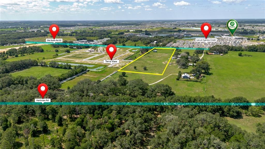 На продажу: $3,295,000 (8.63 acres)