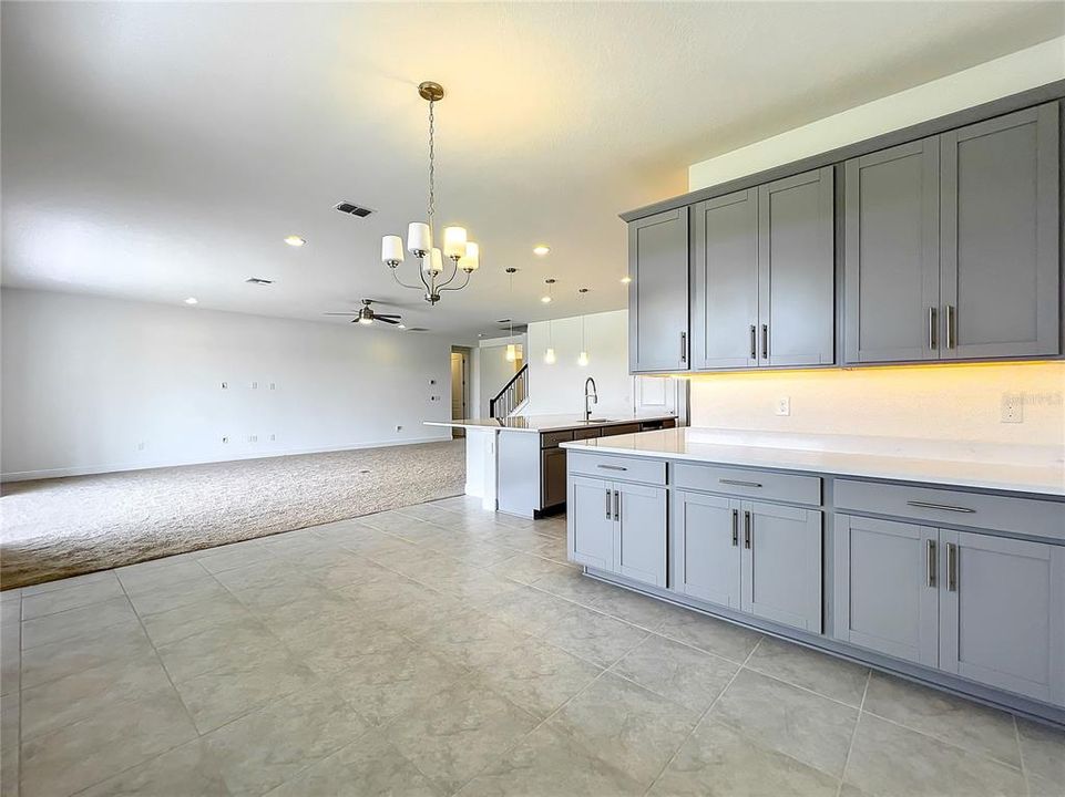 For Rent: $4,999 (6 beds, 4 baths, 4170 Square Feet)