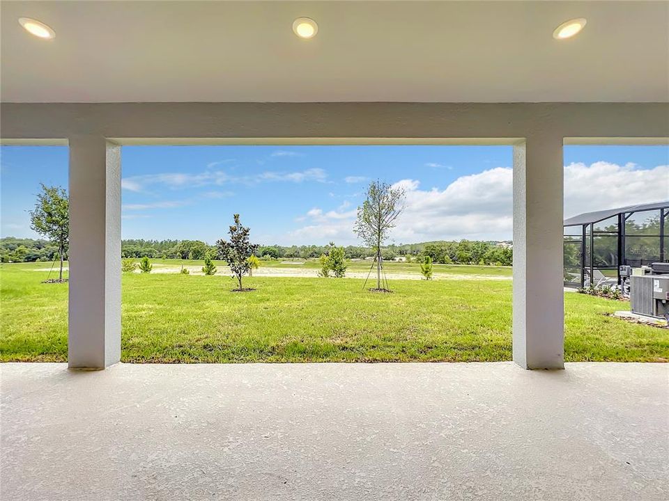 For Rent: $4,999 (6 beds, 4 baths, 4170 Square Feet)