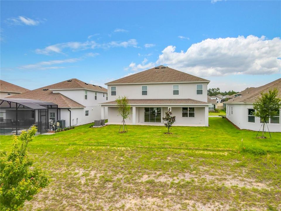 For Rent: $4,999 (6 beds, 4 baths, 4170 Square Feet)