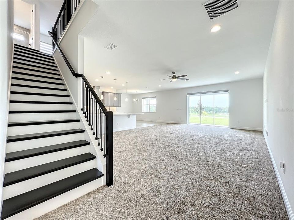 For Rent: $4,999 (6 beds, 4 baths, 4170 Square Feet)