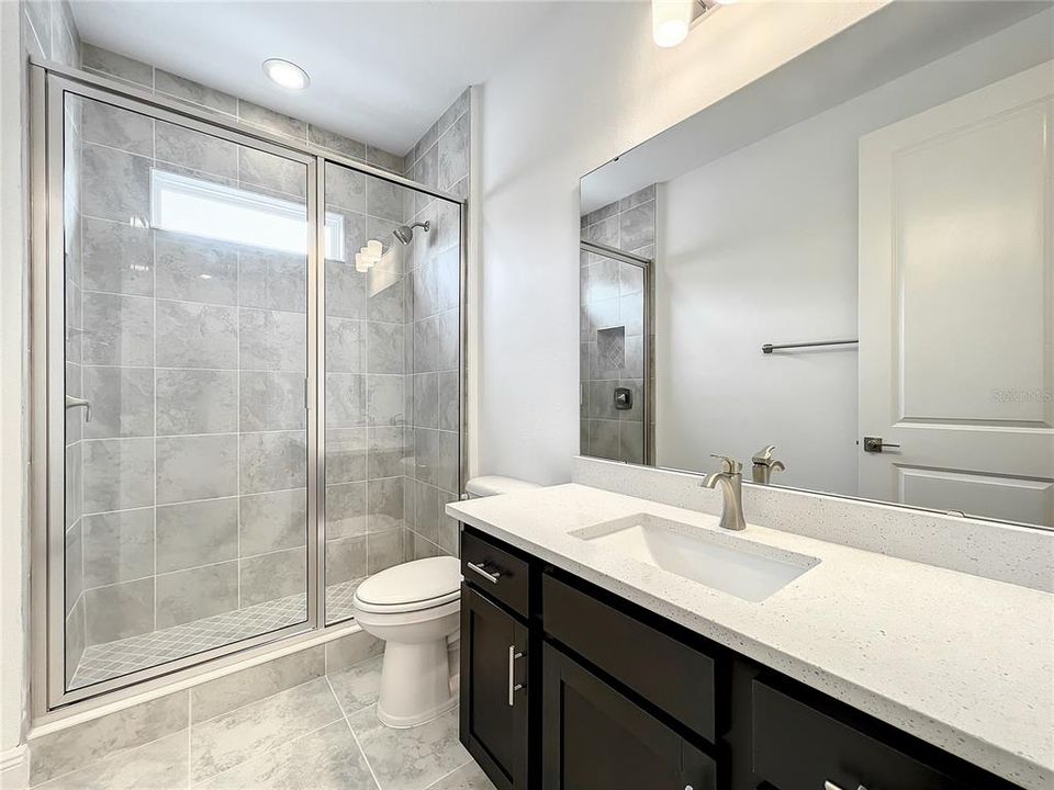 For Rent: $4,999 (6 beds, 4 baths, 4170 Square Feet)