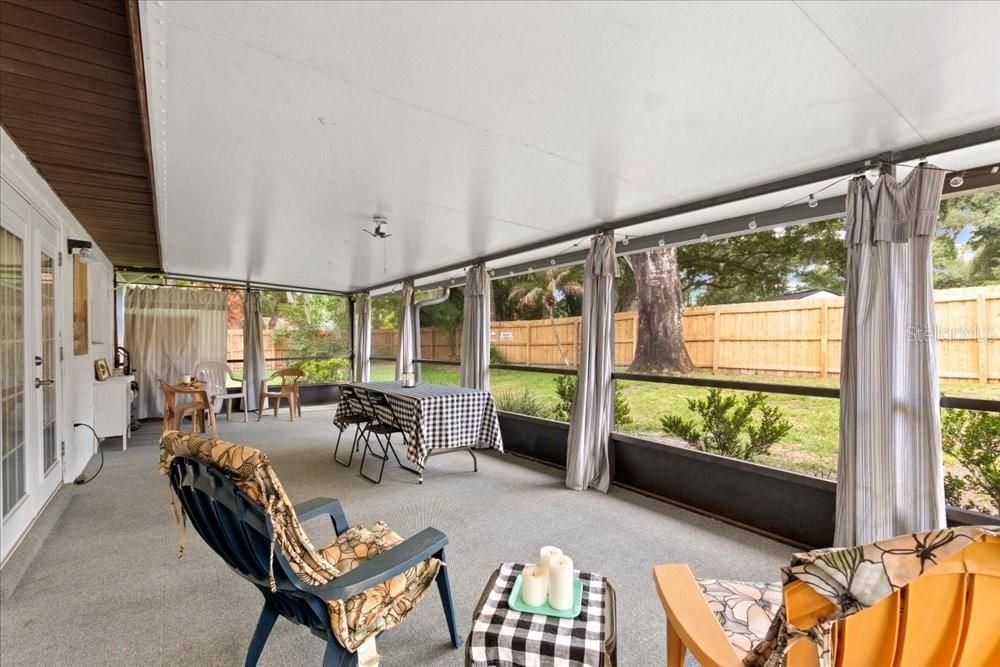 For Sale: $365,000 (4 beds, 2 baths, 1489 Square Feet)
