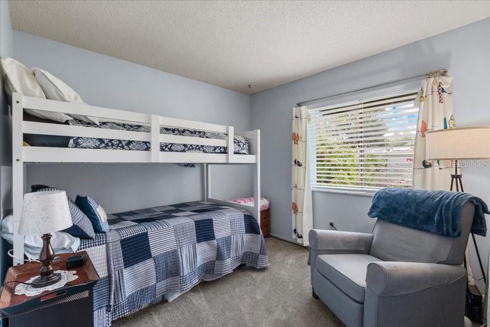 For Sale: $365,000 (4 beds, 2 baths, 1489 Square Feet)