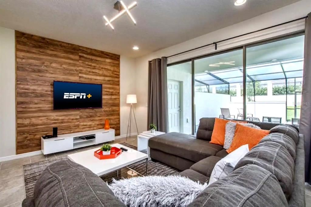 For Sale: $428,000 (5 beds, 4 baths, 2265 Square Feet)