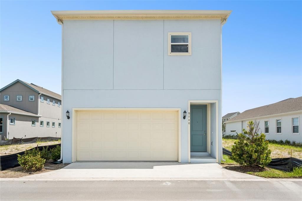 For Sale: $719,900 (4 beds, 3 baths, 2385 Square Feet)