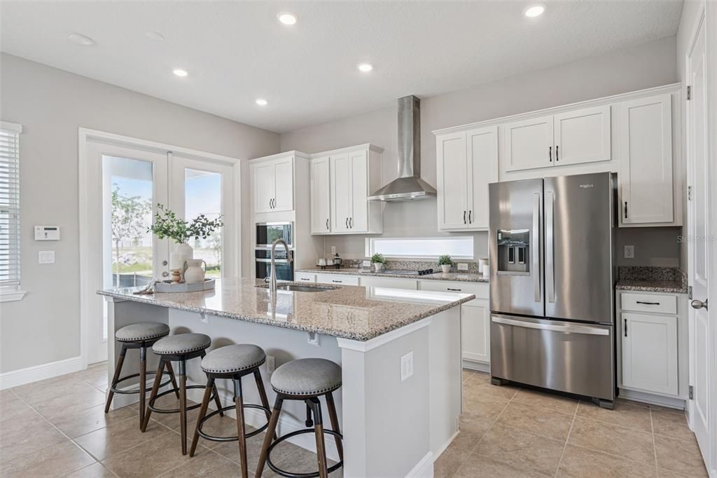For Sale: $719,900 (4 beds, 3 baths, 2385 Square Feet)