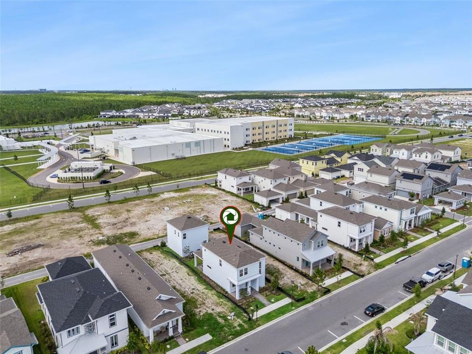 For Sale: $719,900 (4 beds, 3 baths, 2385 Square Feet)
