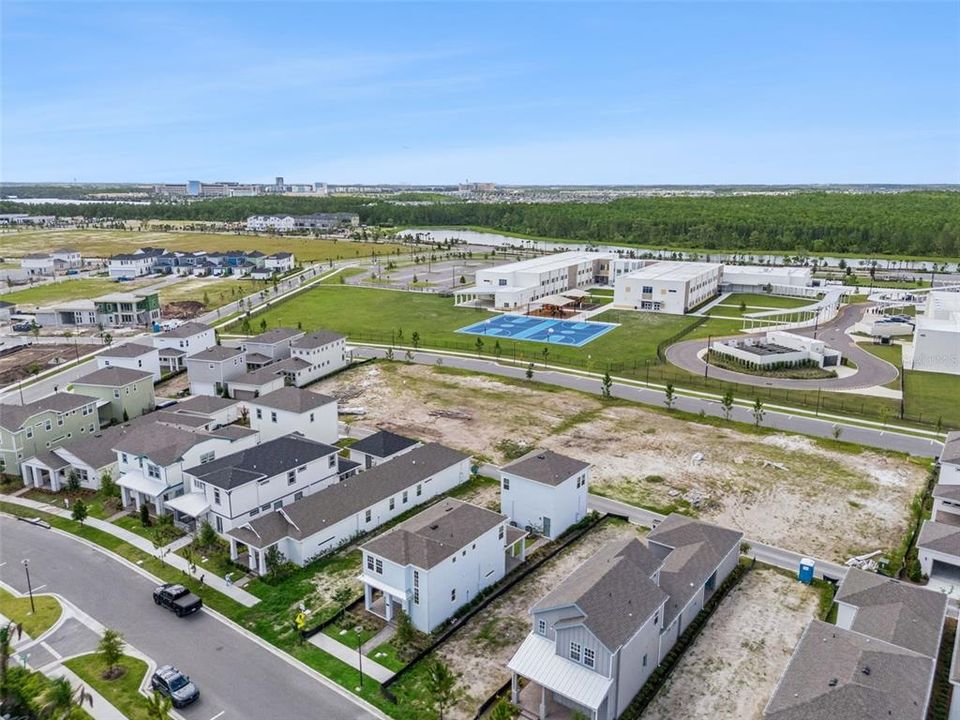 For Sale: $719,900 (4 beds, 3 baths, 2385 Square Feet)