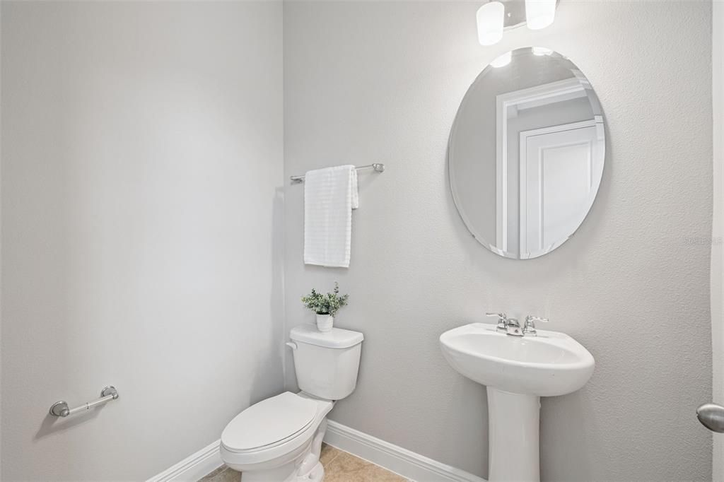 For Sale: $719,900 (4 beds, 3 baths, 2385 Square Feet)