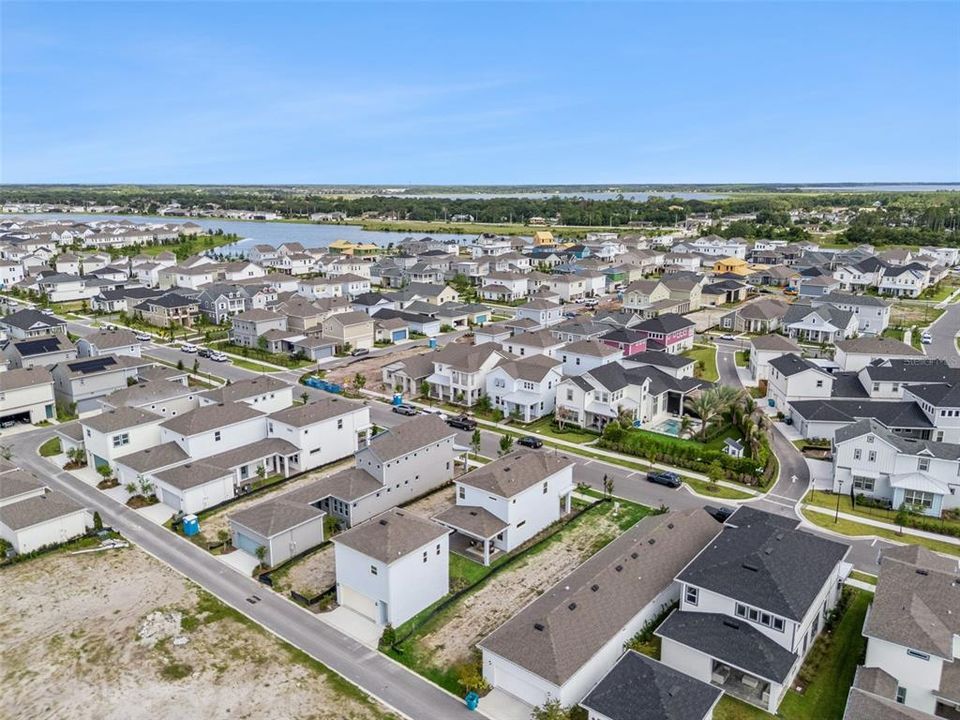 For Sale: $719,900 (4 beds, 3 baths, 2385 Square Feet)