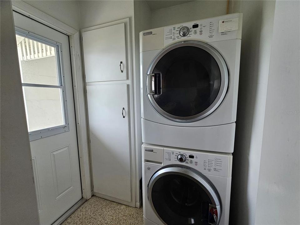 En Renta: $1,995 (2 camas, 2 baños, 1550 Pies cuadrados)