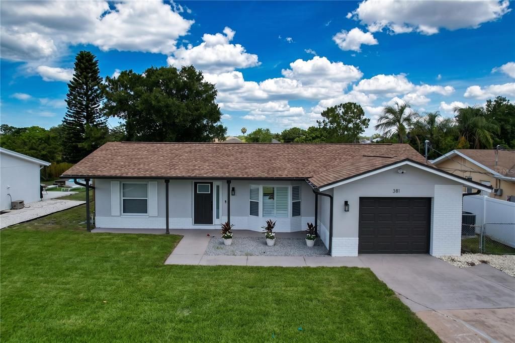 For Sale: $479,900 (2 beds, 2 baths, 1396 Square Feet)