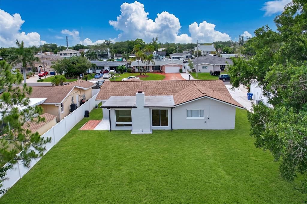 For Sale: $479,900 (2 beds, 2 baths, 1396 Square Feet)