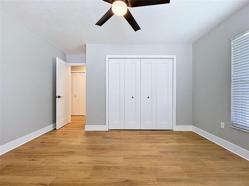 For Sale: $479,900 (2 beds, 2 baths, 1396 Square Feet)