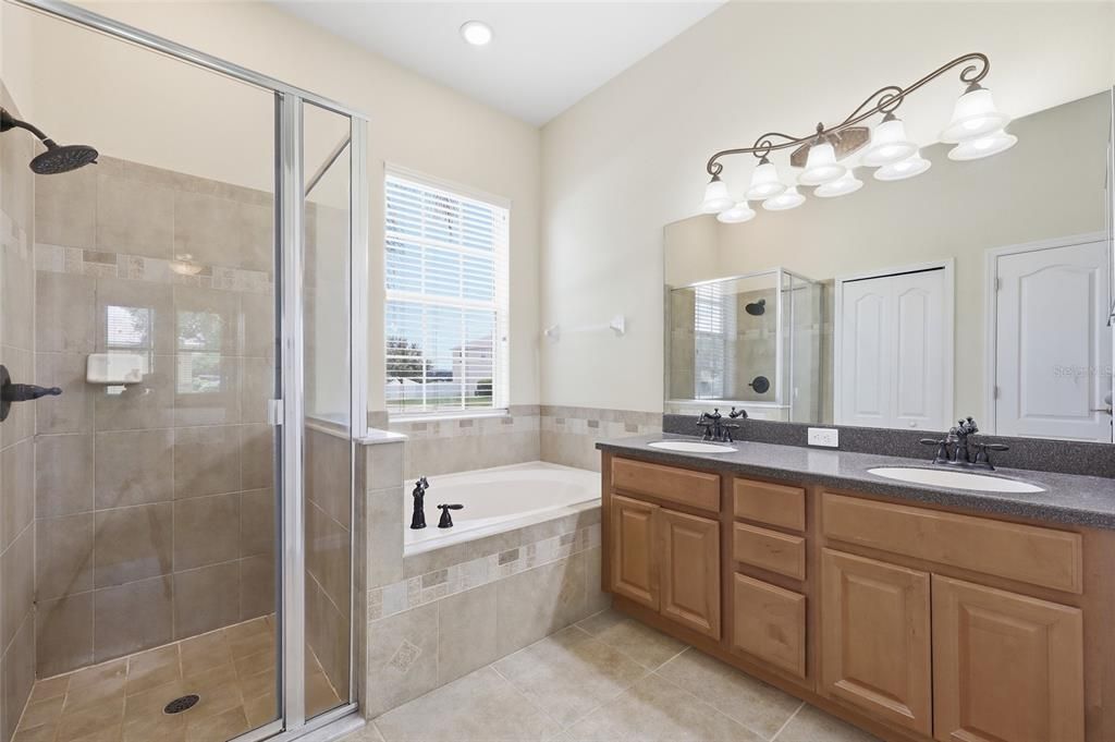 Active With Contract: $434,990 (4 beds, 2 baths, 1847 Square Feet)