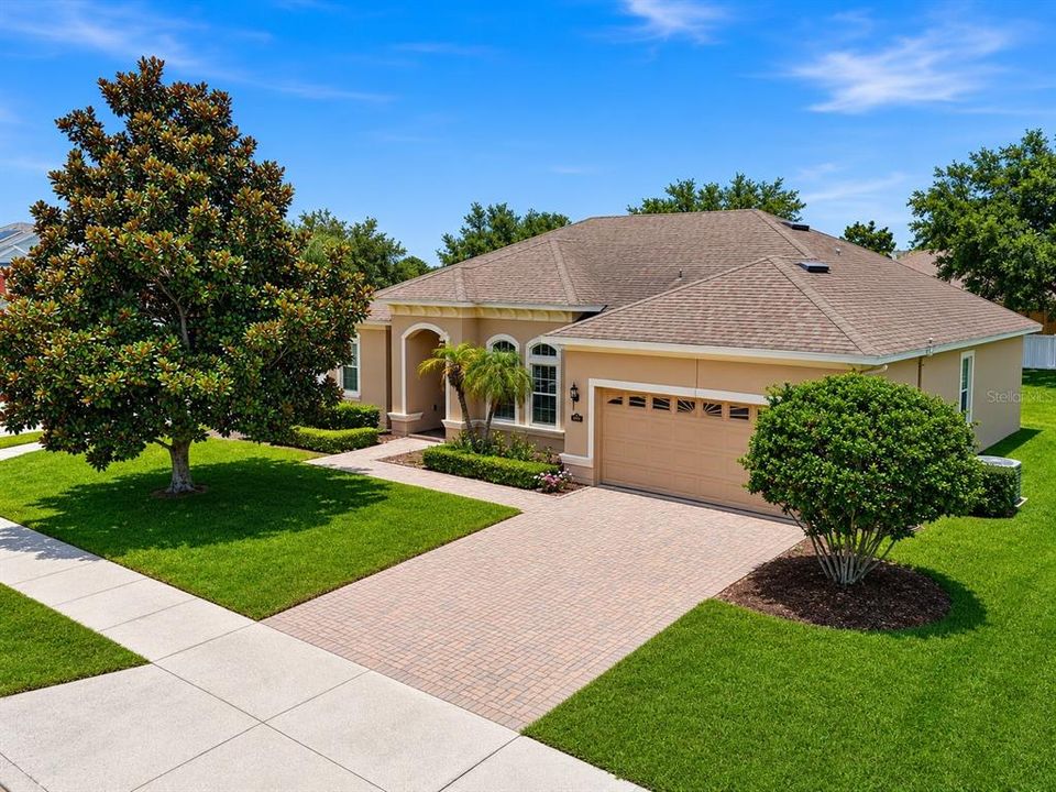 Active With Contract: $434,990 (4 beds, 2 baths, 1847 Square Feet)