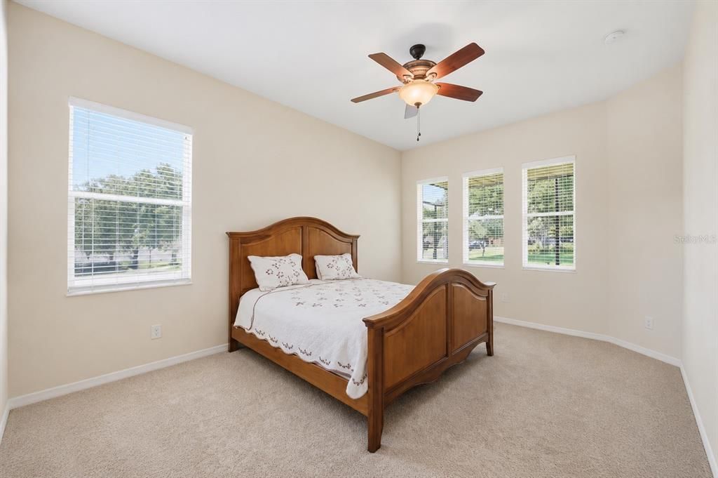 Active With Contract: $434,990 (4 beds, 2 baths, 1847 Square Feet)