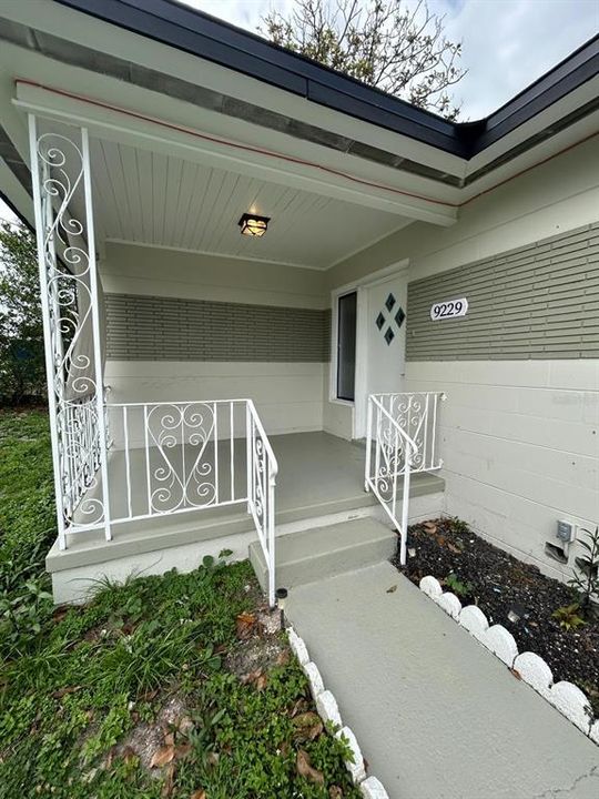 For Sale: $349,000 (3 beds, 1 baths, 1288 Square Feet)