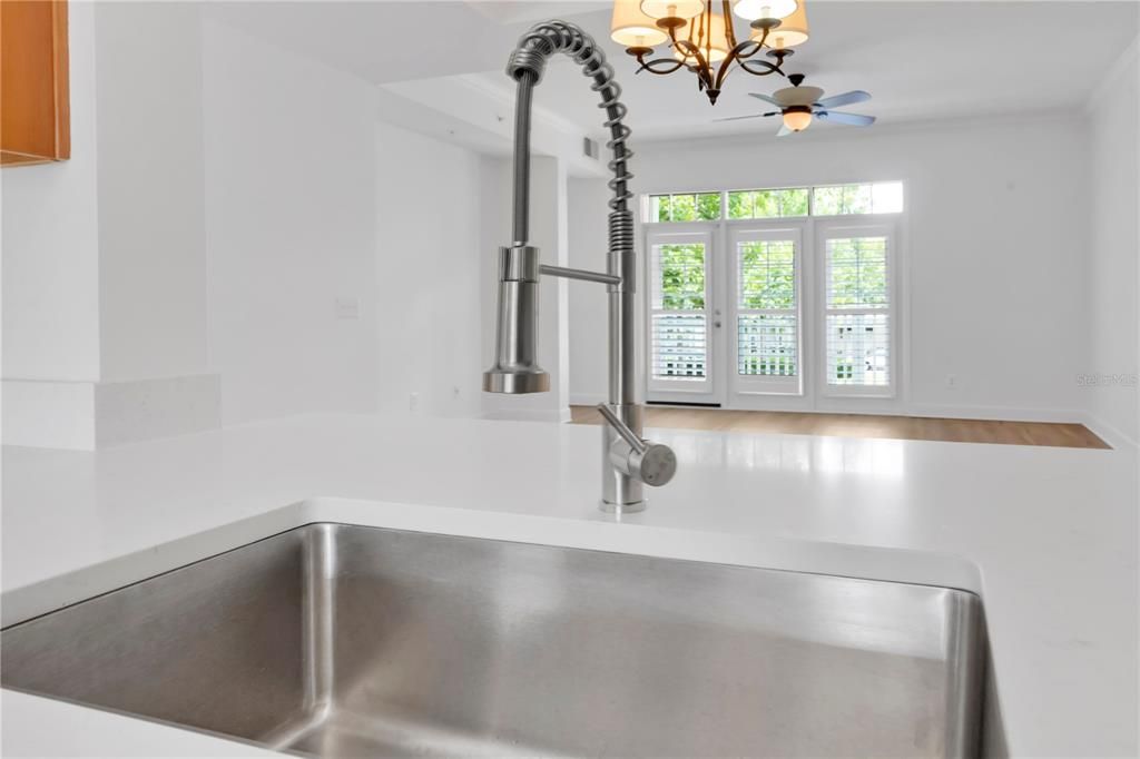 For Sale: $434,000 (3 beds, 3 baths, 1736 Square Feet)