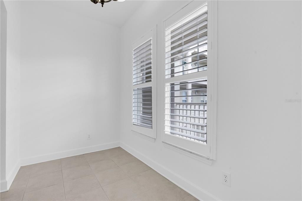 For Sale: $434,000 (3 beds, 3 baths, 1736 Square Feet)