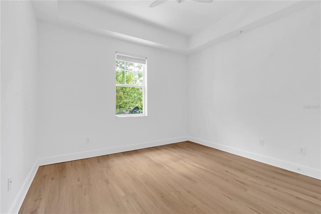 For Sale: $434,000 (3 beds, 3 baths, 1736 Square Feet)