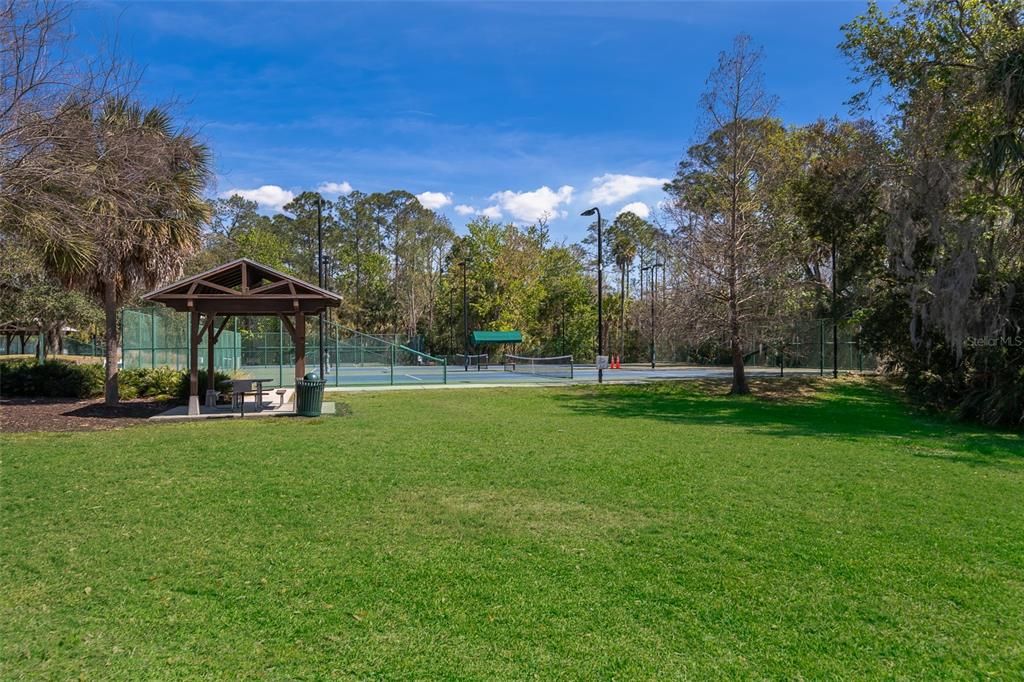For Sale: $434,000 (3 beds, 3 baths, 1736 Square Feet)