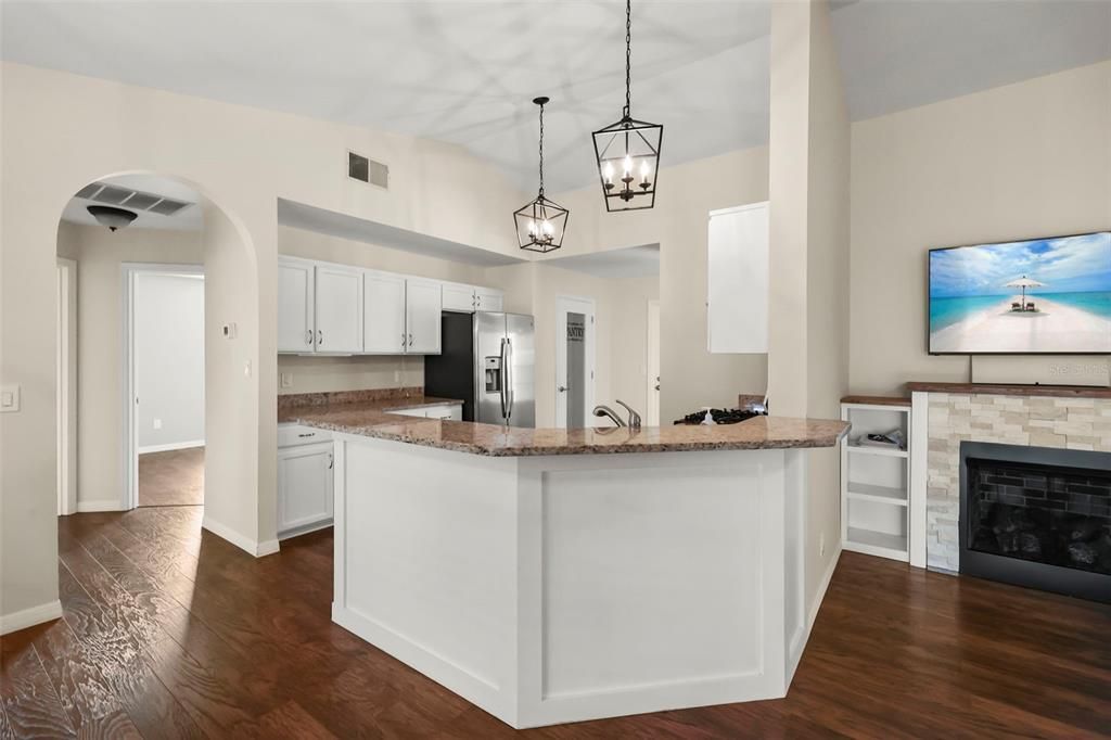 For Sale: $424,800 (4 beds, 2 baths, 1810 Square Feet)