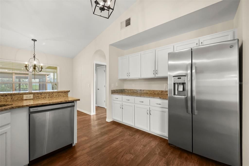 For Sale: $424,800 (4 beds, 2 baths, 1810 Square Feet)