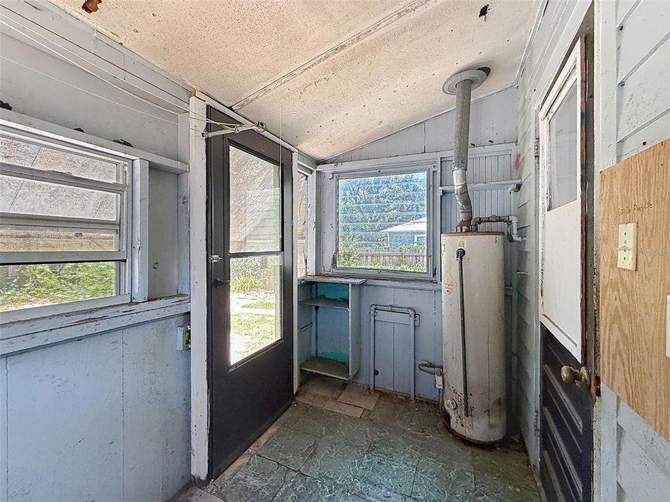 En Venta: $185,000 (2 camas, 1 baños, 810 Pies cuadrados)
