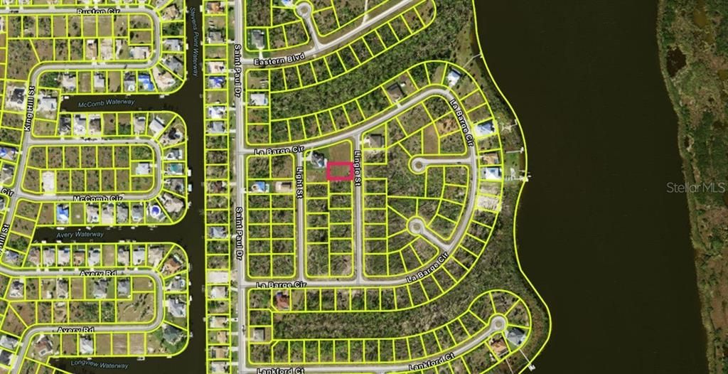 En Venta: $28,000 (0.23 acres)