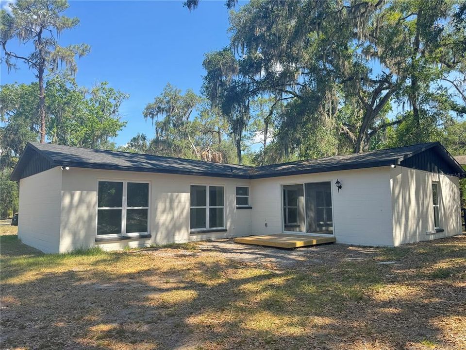 For Sale: $369,000 (3 beds, 2 baths, 1730 Square Feet)