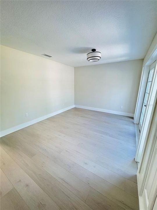 For Sale: $369,000 (3 beds, 2 baths, 1730 Square Feet)