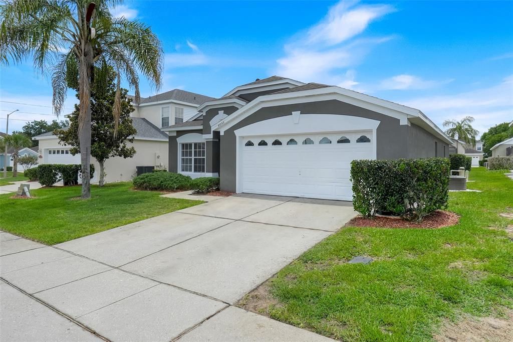 For Sale: $395,000 (4 beds, 2 baths, 1567 Square Feet)