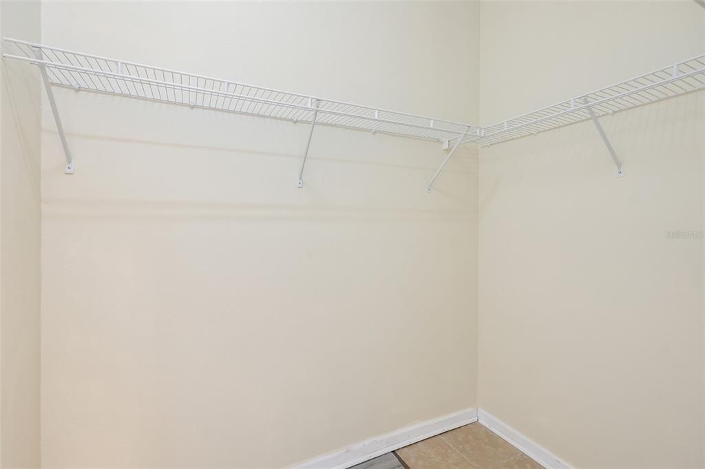 For Sale: $395,000 (4 beds, 2 baths, 1567 Square Feet)
