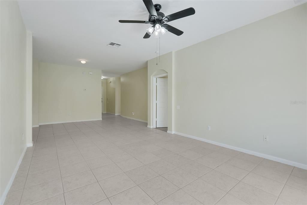 For Sale: $395,000 (4 beds, 2 baths, 1567 Square Feet)