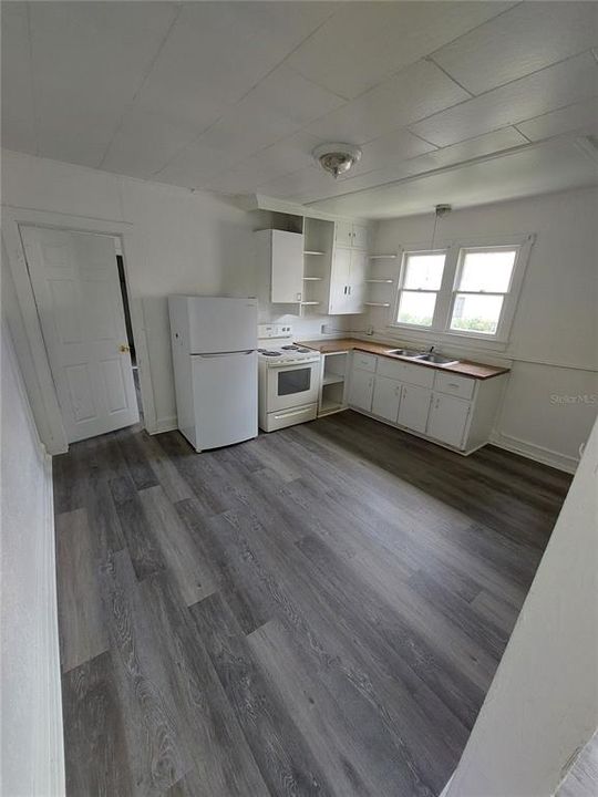 В аренду: $1,050 (1 спален, 1 ванн, 588 Квадратных фут)