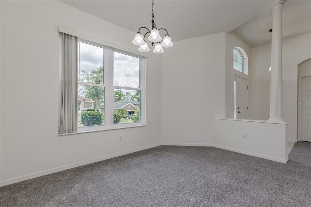 En Venta: $269,000 (2 camas, 2 baños, 1730 Pies cuadrados)